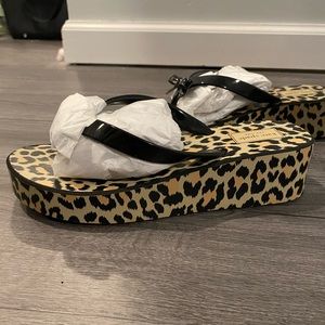 Brand new Kate Spade Rina platform flip flops size 8